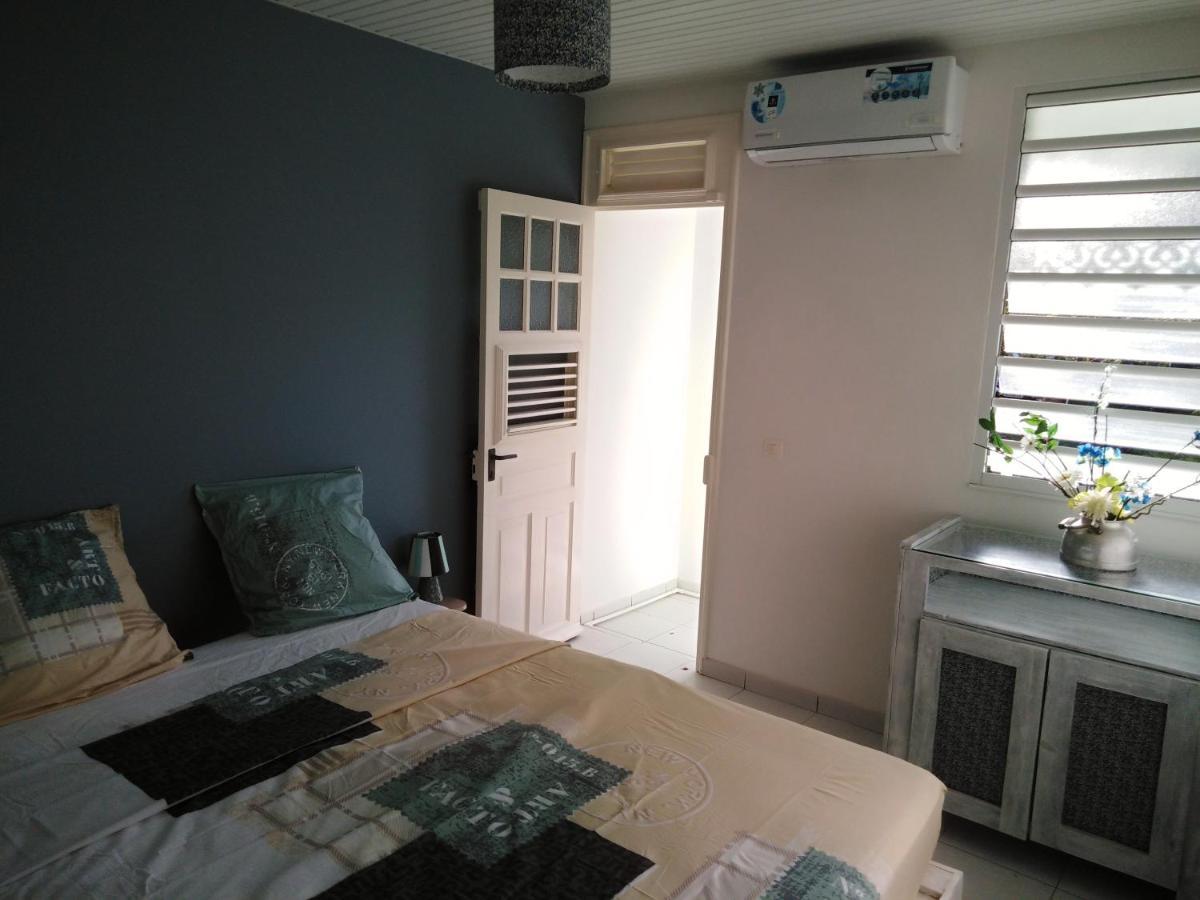 Résidence Belle Anse, F3 sans vis à vis, vue mer Trinité  Extérieur photo
